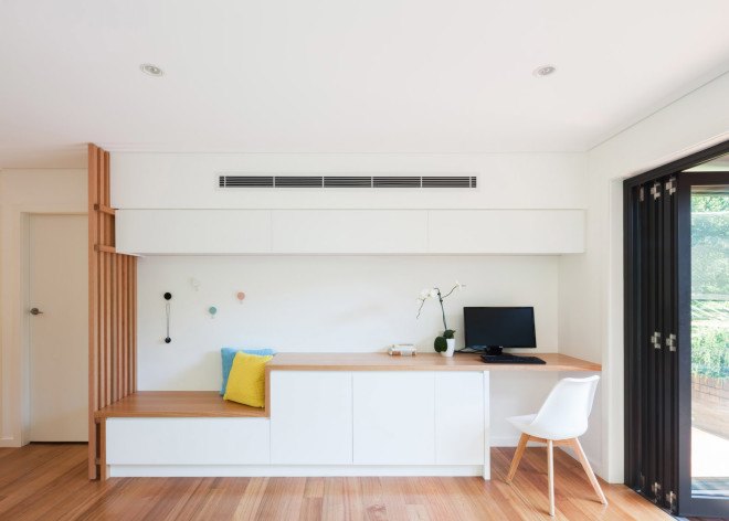 Bijl Architecture, Sydney modern homes, modern architecture, wood slat screen, wood screen, slatted wood facade, wood facade, light control, green remodel, home remodeling, mid-century remodel, Escu House