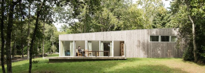 House JJ & S.M by Atelier MIMA, Nivillac architecture, holiday getaway in France, holiday home in France, holiday countryside home in France,