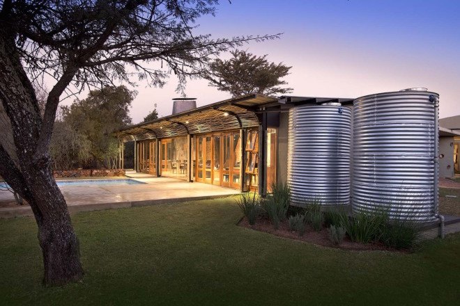 bushveld architecture, House Mouton by Earthworld Architects, Roodeplaat Nature Reserve architecture, Pretoria bush architecture, south african eco-friendly architecture