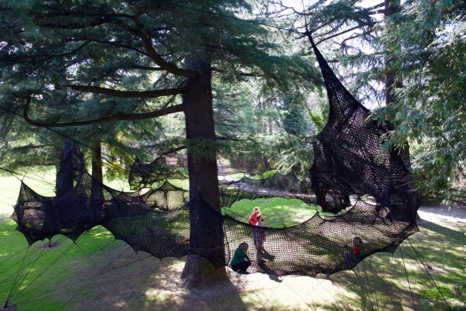 tube merano, numen / for use, bau, spring festival, south tyrol, italian festival, art & nature, walking with senses, net tubing, tree climbing, tree net, tree installation