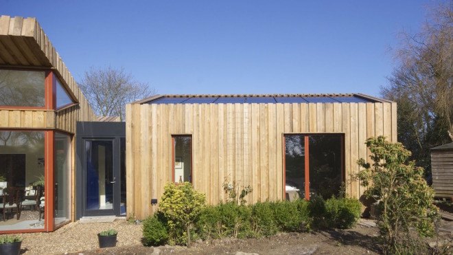 Pond House by forresterarchitects, Pond House in Norfolk Broads, Norfolk Broads architecture, Passivhaus houses, solar-powered passivhaus home