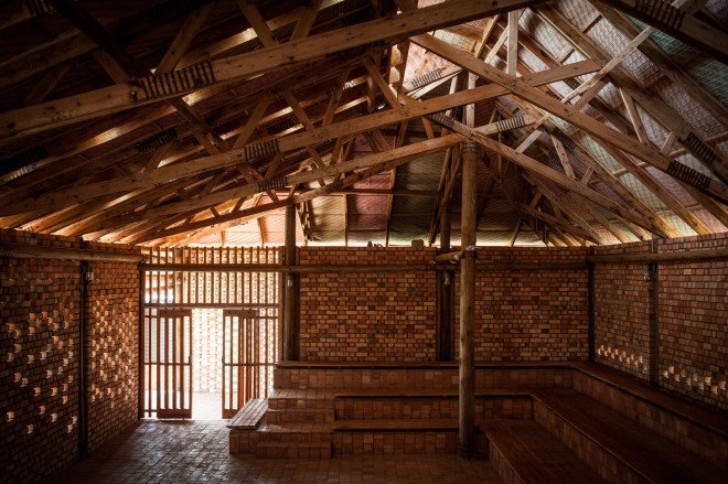 Ross Langdon Health Education Center, community center, Uganda, Ross Langdon, Studio FH Architects, eucalyptus wood, local building materials, green architecture