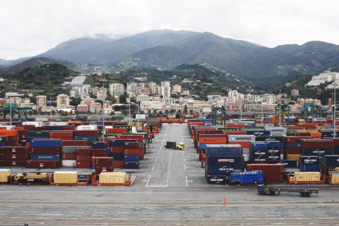 container artist residency, zimm integrated shipping services, shipping container, cargo ship, shipping container carrier, artist residency, artist residence, artists in residency, artist residency program