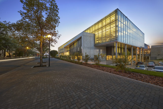 Active Living Centre, University of Manitoba Active Living Centre, Active Living Centre by Cibinel Architecture and Batteríið Architects, Batteríið Architects, Cibinel Architecture, architecture, design, sports facility design, gym design, sports facility architecture, gym architecture