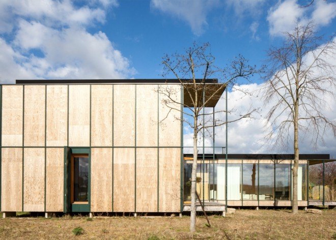 Architecture studio GAFPA, weekend house wachtebeke, architecture, belgian architecture, belgian holiday home, japanese home design, minimalist design, transportable homes, plywood walls, japanese design, plywood materials, spiral staircase