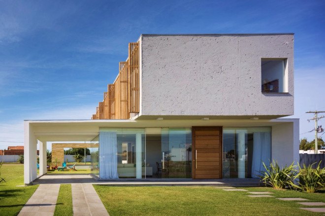 CASA22, Hola Arquitectura, Brazil, translucent building skin, interactive house, wooden lovers, natural light, green architecture, gardening, recreation