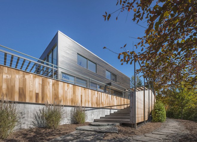 DL Terrace, green terrace, outdoor kitchen, swimming pool, Martine Brisson, green pergola, Canada, green renovation, green architecture