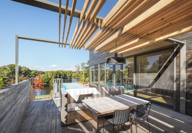 DL Terrace, green terrace, outdoor kitchen, swimming pool, Martine Brisson, green pergola, Canada, green renovation, green architecture