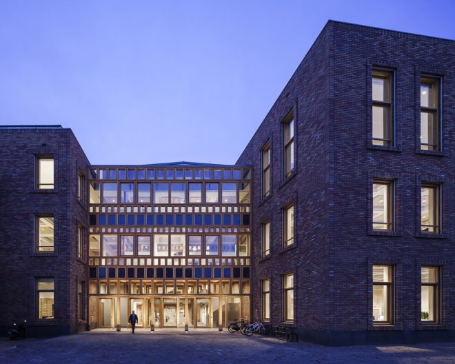 Deventer City Hall architecture, BREEAM Excellent Dutch architecture, sustainable dutch architecture, Deventer City Hall by Neutelings Riedijk Architects, city hall architecture, sustainable municipal architecture