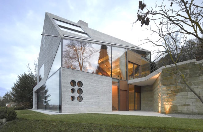 MBA/S Matthias Bauer Associates, Haus 39 by MBA/S Matthias Bauer Associates, glass and concrete architecture, minimalist architecture,