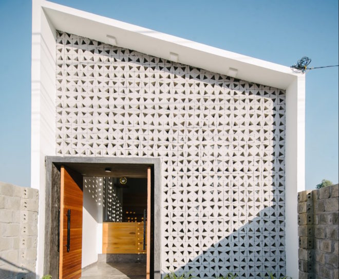 Kontum House by Khuôn Studio, Vietnamese architecture, low-cost architecture, low cost concrete architecture, beautiful concrete architecture, concrete facade, beautiful concrete facade, Vietnam low cost contemporary architecture, Vietnam contemporary home