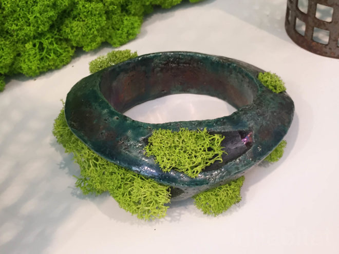Moss, mossmania, interior design, moss design, green walls, 2016 Milan Design, green design, Milan Design Week, milan furniture, renewable design, moss art, living design, botanical, green furniture, biophilic interior, biophilic design, gardens, interior gardens, moss jewelry, moss covered jewelry