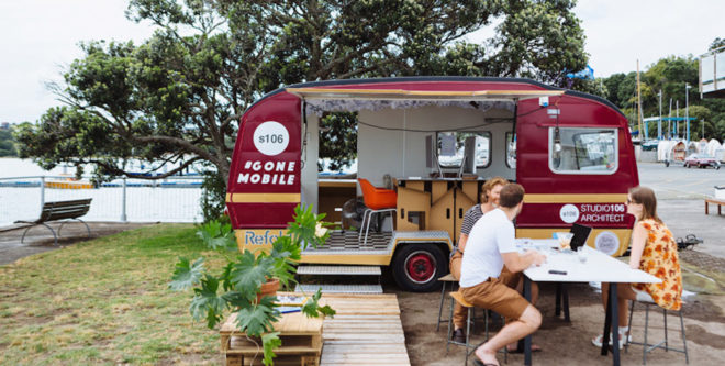 MOSS by Victor Vetterlein, Kantoor Karavaan, self-driving mobile office, mobile office designs, office on wheel designs, #dojowheel by FIVE AM, Ikke en Pind