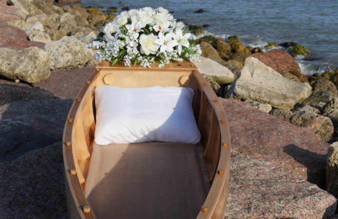 canoe, canoe casket, casket, phoenix boatworks, cremation, burial, funeral