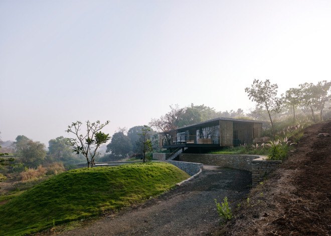 Riparian House by Architecture Brio, Western Ghats architecture, Architecture Brio, Riparian House in India, site-sensitive design in India, green-roofed architecture in India