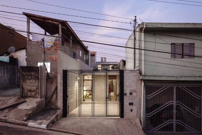 Terra e Tuma Arquitetos, concrete blocks, Vila Matilde House, ArchDaily, affordable home, sustainable restoration, Brazil, Sao Paulo,