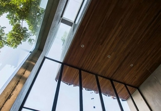 Nishizawa Architects, Thong House, Saigon, Vietnam, concrete, wood, Vietnamese architecture, natural lighting, green architecture, natural ventilation, flexible spaces