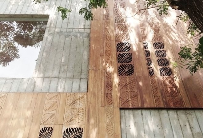 Nishizawa Architects, Thong House, Saigon, Vietnam, concrete, wood, Vietnamese architecture, natural lighting, green architecture, natural ventilation, flexible spaces