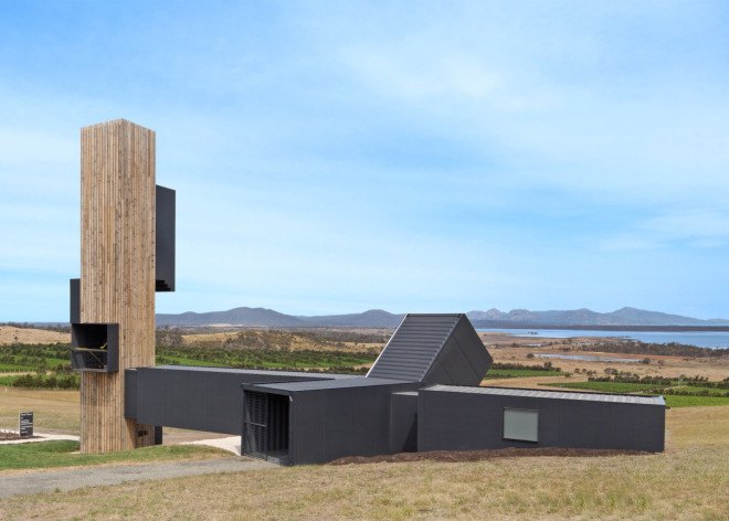 repurposed shipping containers, shipping container architecture, Tasmania lookout tower, Devil’s Corner Cellar Door by Cumulus Studio, Devil’s Corner Cellar Door Tasmania, Devil’s Corner Cellar Door architecture, Devil’s Corner Cellar Door Brown Brothers