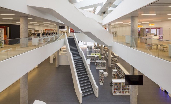 Halifax Central Library, Schmidt Hammer Lassen Architects, Fowler Bauld &Mitchell, innovative library, Canada, green library, public space, green architecture, atrium