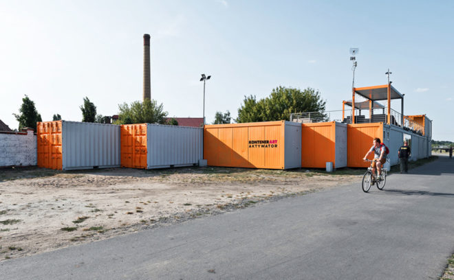 KontenerART, shipping containers, communal spaces, reused shipping containers, temporary installation, Agnieszka Owsiany, Adam Wiercinski, Borys Wrzeszcz, green architecture, exhibition spaces
