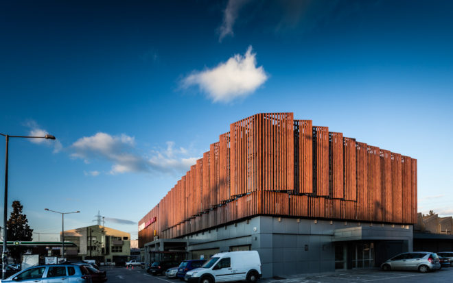 Leaf Architects Studio, Grand Masoutis, Grand Masoutis facade, louvered facade, locally sourced wood, locally sourced wood, sustainable wood, sustainable building, sustainable building techniques, solar gain, solar gain control, louvered solar control, green building