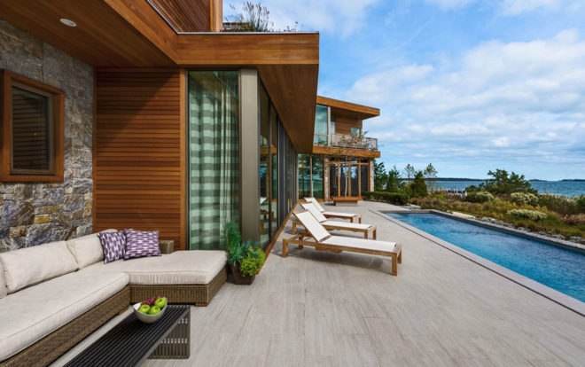 Mashomuck house, green roof, luxury villa, timber facade, floor-to-ceiling glass, Blaze Makoid Architecture, green architecture, sliding panels, native plants