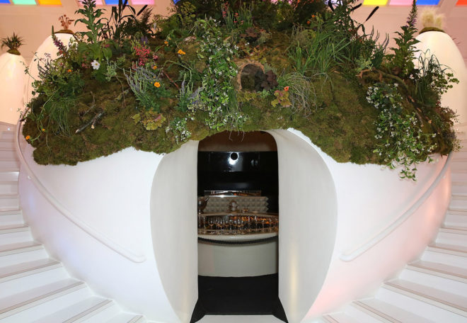 Mayfair restaurant, London, botanical installation, horticulture, Mayfair Flower Show, Chelsea Flower Show, The Flower Appreciation Society, David Shrigley, Martin Creed, Carly Rogers Flowers, JamJar, floral installation