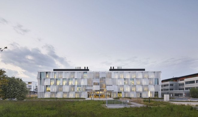 New Mechanics Hall - ME, green campus, research center, Switzerland, Dominique Perrault Architecture, Steiner SA Group, automated facade, mesh facade, metal panels, modular architecture, thermal insulation