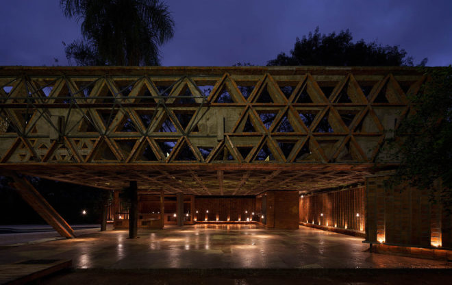 Quincho Tía Coral pavilion, Gabinete de Arquitectura, pavilion, Paraguay, brick, steel, multi-purpose space, lattice canopy, canopy, green architecture