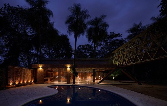 Quincho Tía Coral pavilion, Gabinete de Arquitectura, pavilion, Paraguay, brick, steel, multi-purpose space, lattice canopy, canopy, green architecture