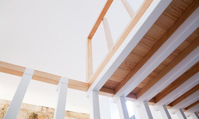 RT House, Porto, A2OFFICE, green renovation, natural light, clerestory windows, lighting system, patio, interactive space