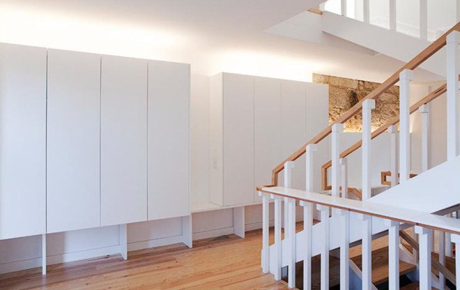 RT House, Porto, A2OFFICE, green renovation, natural light, clerestory windows, lighting system, patio, interactive space