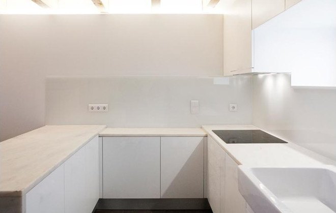 RT House, Porto, A2OFFICE, green renovation, natural light, clerestory windows, lighting system, patio, interactive space