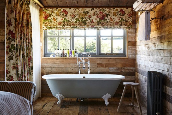 Michaelis Boyd, Soho House, Soho Farmhouse, England, countryside retreat, green retreat, London, private club, green architecture, infinity pool, communal spaces, mezzanine, sauna, kids playground, cabins