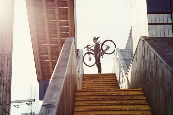bike with phone control, bike with smartphone connectivity, e-bike, eco design, electric bikes, vanmoof smartbike, smartbike, anti-theft bike, Sustainable Design, van moof, vanmoof, vanmoof bike