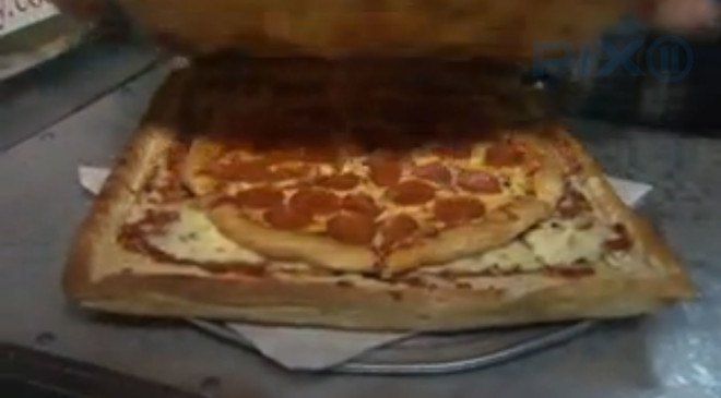 pizza box made of pizza, waste free pizza box, eco friendly pizza box, vinnie's pizza, williamsburg pizza, pizza box, Sean Berthiaume, pizza in a pizza, green pizza box, edible pizza box