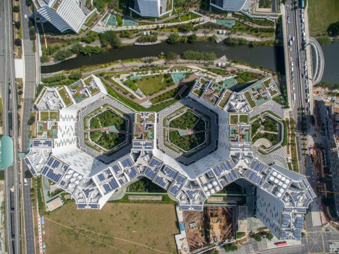 punggol waterway terraces, group8asia, passive climate control, cross ventilation, natural ventilation, sustainable housing, sustainable building, sustainable architecture, green roofs, solar panels, singapore, open air design