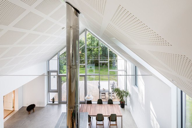 Øvre Tomtegate 7, farmhouse, green extension, Norway, Link Arkitektur, renovated farmstead, gable-roofed, Kebony, sustainable wood, natural light, green renovation, green architecture