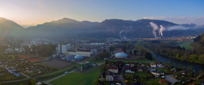 austria, heineken, zero carbon, carbon neutral, solar power, solar panels, hydropower, biogas, manufacturing, beer making, beer production, brewery