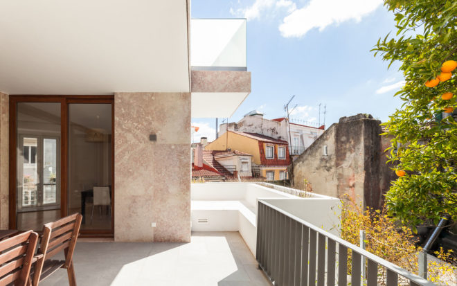 Necessidades House, Fragmentos de Arquitectura, green renovation, Lisbon, adaptive reuse, restoration, patio, open-plan layout, outdoor living