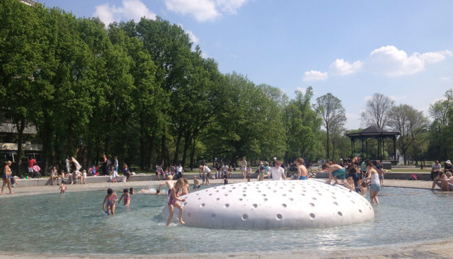 Oosterpark Paddling Pool, Carve architects, urban parks, Amsterdam, green renovation, design for kids, paddling pool, green architecture, LED lights, green lighting