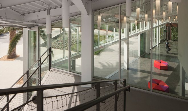 Playa Vista Recreational Center, Los Angeles, energy efficient building, recreational center, LEED Platinum certification, fitness facility, Rios Clementi Hale Studios, Los Angeles Business Council (LABC), green architecture, passive cooling, natural ventilation, internal courtyards, solar panels, drought-tolerant plants, green roof, swimming pool