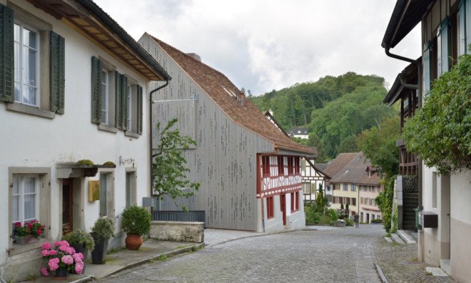 House Ledenmann, Switzerland, historical building, half-timbered building, green renovation, green architecture, mutin window, bay window, vaulted ceiling, L3P Architekten