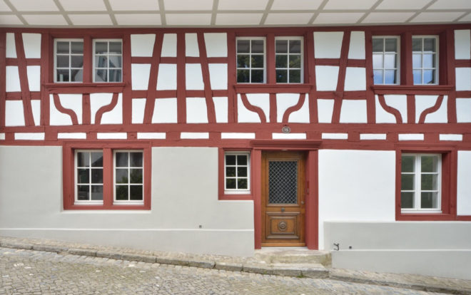 House Ledenmann, Switzerland, historical building, half-timbered building, green renovation, green architecture, mutin window, bay window, vaulted ceiling, L3P Architekten