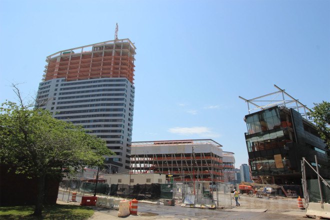 Cornell residence, cornell tech, cornell university, field operations, Handel Architects, morphosis, passive house, passive house architecture, passive house certification, passive house cornell high-rise, passive house institute, roosevelt island, SOM, Weiss/Manfredi, cornell tech tower