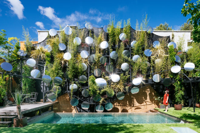 Manuel Ocaña, spain, pool, infinity pool, brick wall, green wall, mirrors, outdoor mirrors, concave mirrors, vegetation, landscape design, vertical garden, living wall