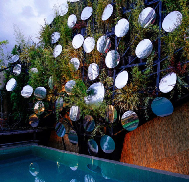 Manuel Ocaña, spain, pool, infinity pool, brick wall, green wall, mirrors, outdoor mirrors, concave mirrors, vegetation, landscape design, vertical garden, living wall
