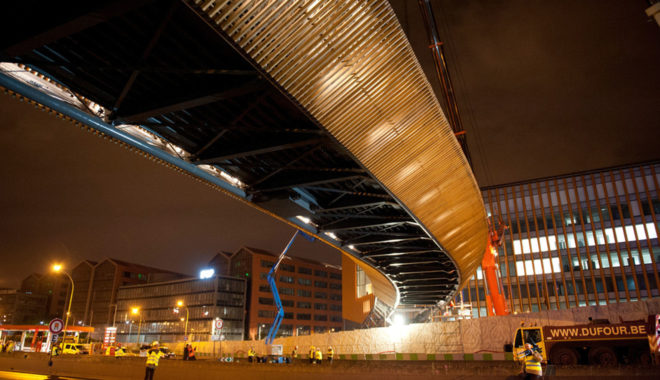 Claude Bernard overpass, DVVD, Paris, pedestrian bridge, Paris, wooden bridge, pedestrian-friendly architecture, timber bridge, green architecture, timber