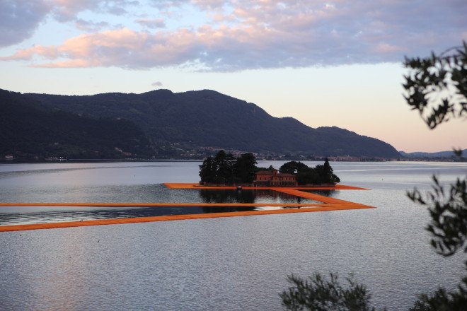 The Floating Piers by Christo, Floating Piers in Lake Iseo, Floating Piers in Italy, large scale art by Christo, temporary large scale art installation